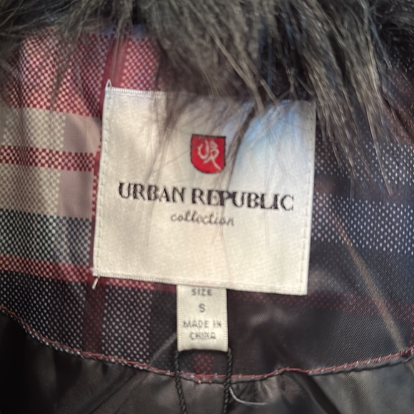 URBAN REPUBLIC Woman’s puffer- like jacket - Picture 4 of 8
